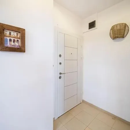 דירה Bohohome 2 Next To The Main Street סופיה