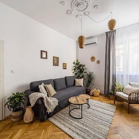 דירה Bohohome 2 Next To The Main Street